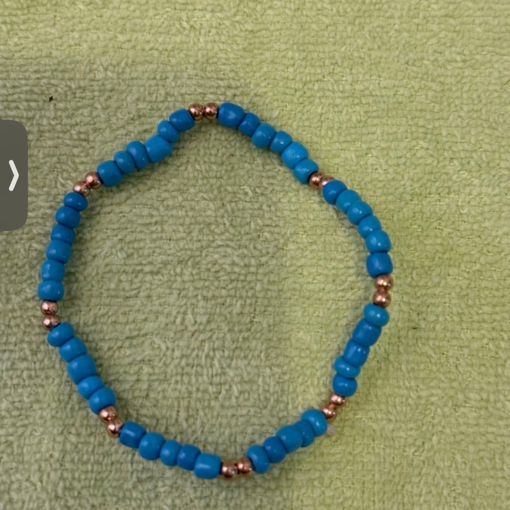 Blue Turquoise and Gold Beaded Bracelet